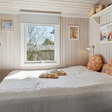 Feriehus Hellevi - From The Sea By Interhome